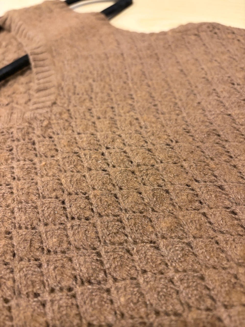 Brandy Melville Brown Cable Knit Sweater Vest Wool Cashmere V-Neck One Size XS S - Picture 8 of 8